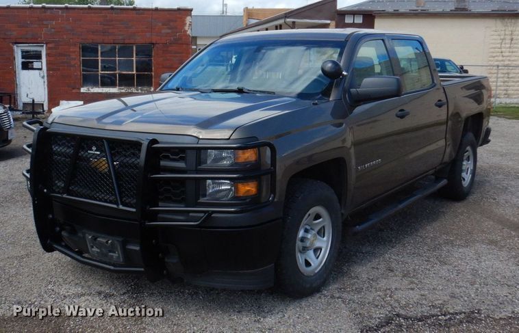 image for item DP5547 2015 Chevrolet Silverado 1500  Crew Cab pickup truck