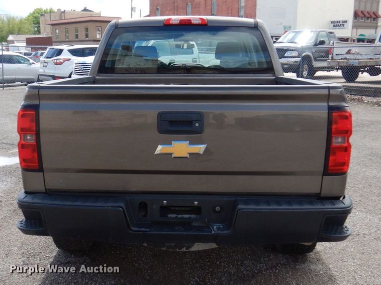 image for item DP5547 2015 Chevrolet Silverado 1500  Crew Cab pickup truck