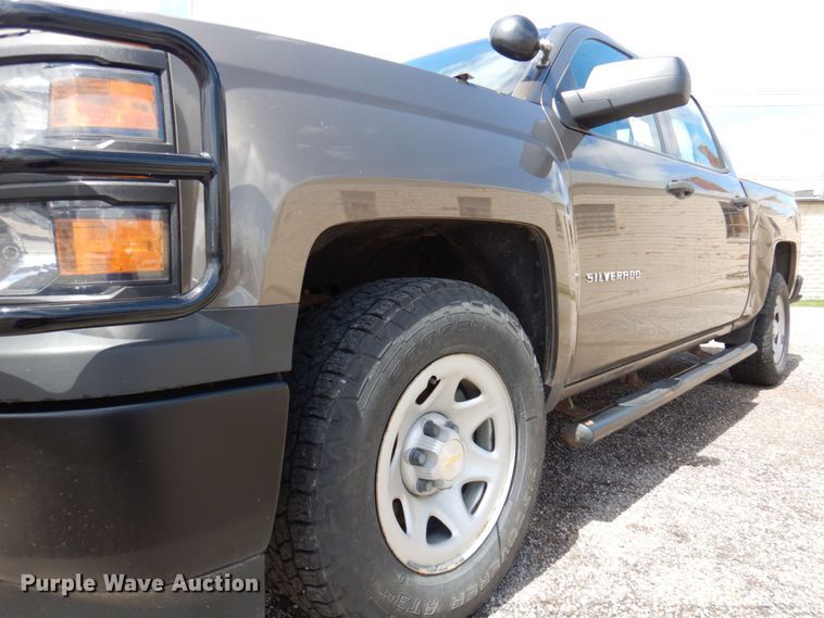image for item DP5547 2015 Chevrolet Silverado 1500  Crew Cab pickup truck