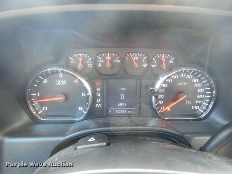 image for item DP5547 2015 Chevrolet Silverado 1500  Crew Cab pickup truck