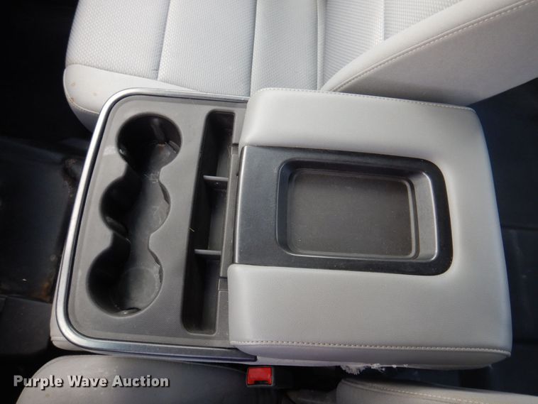 image for item DP5547 2015 Chevrolet Silverado 1500  Crew Cab pickup truck