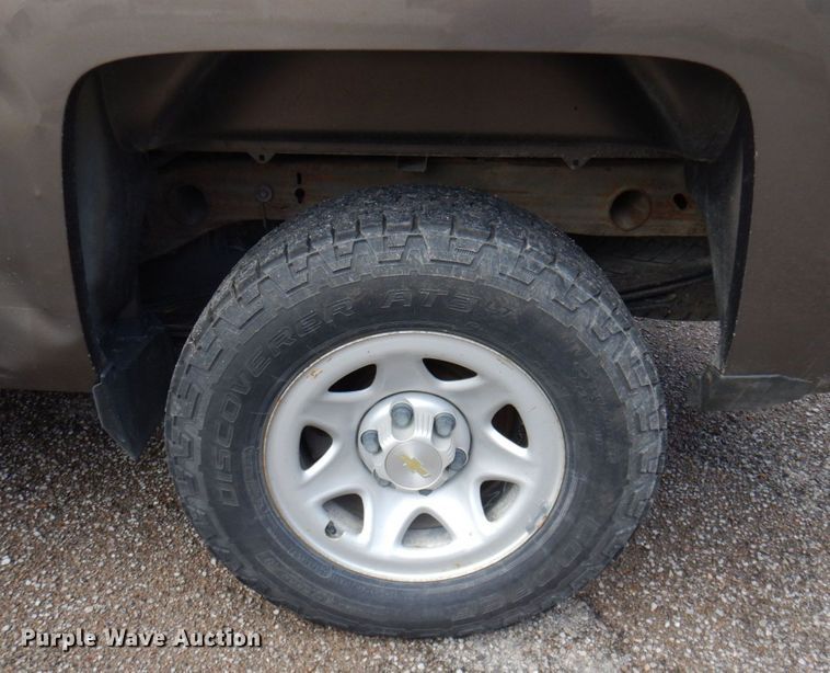 image for item DP5547 2015 Chevrolet Silverado 1500  Crew Cab pickup truck