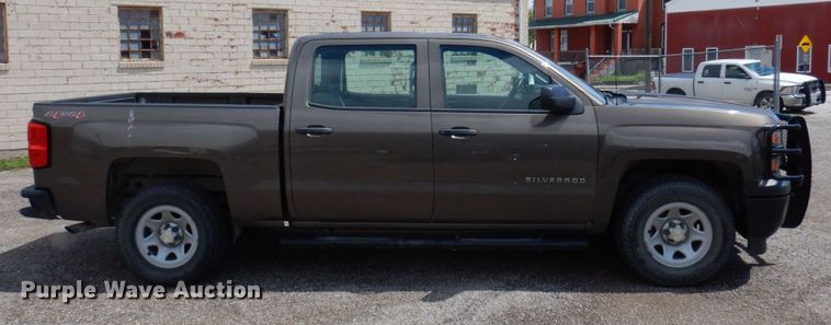 image for item DP5548 2015 Chevrolet Silverado 1500  Crew Cab pickup truck