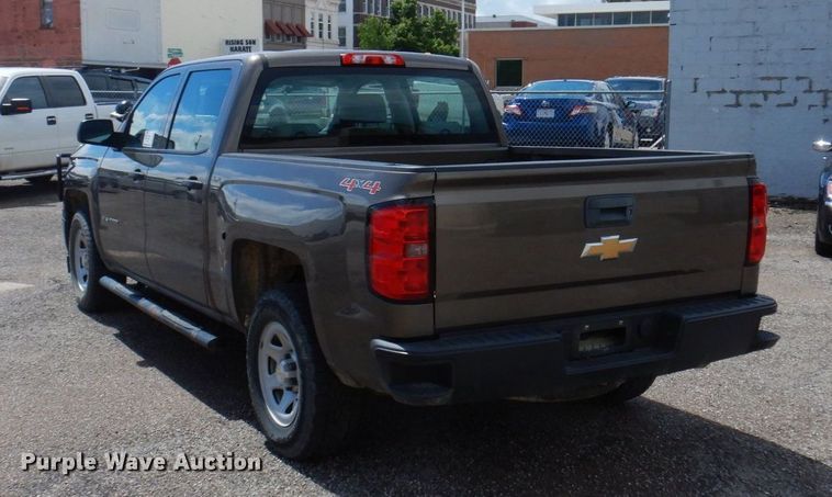image for item DP5548 2015 Chevrolet Silverado 1500  Crew Cab pickup truck