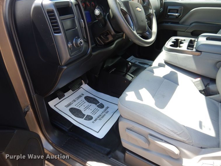 image for item DP5548 2015 Chevrolet Silverado 1500  Crew Cab pickup truck