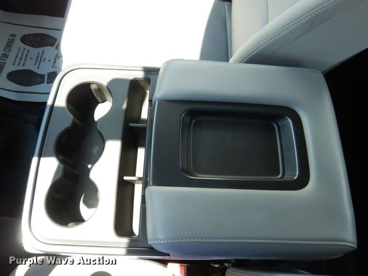 image for item DP5548 2015 Chevrolet Silverado 1500  Crew Cab pickup truck