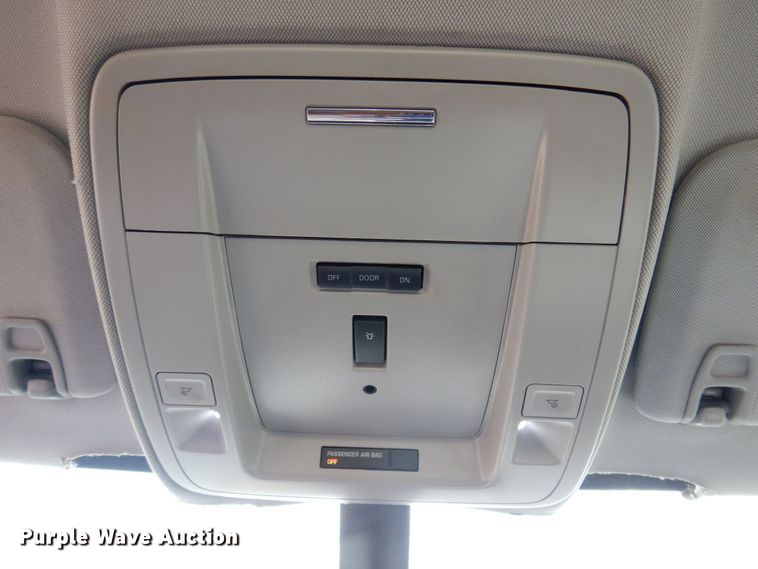 image for item DP5548 2015 Chevrolet Silverado 1500  Crew Cab pickup truck