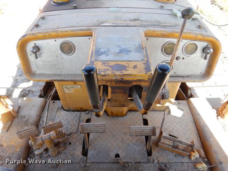 image for item DP5558 1967 Caterpillar D5  dozer