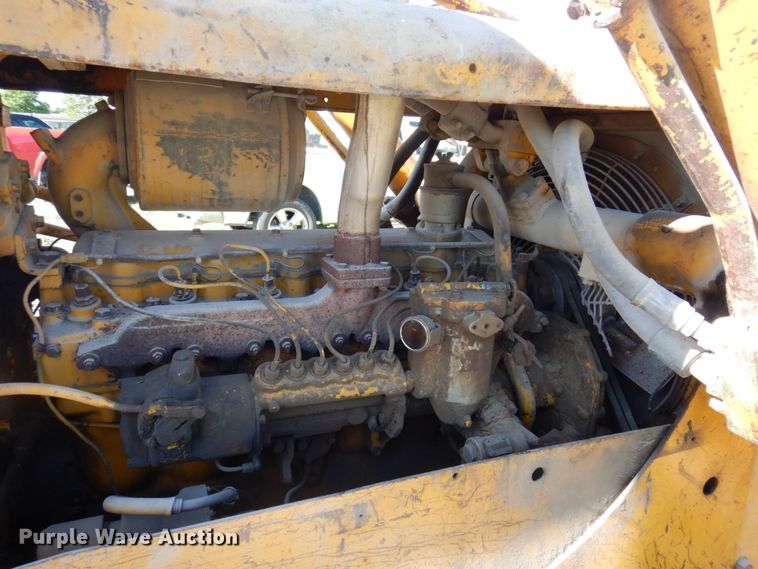 image for item DP5558 1967 Caterpillar D5  dozer