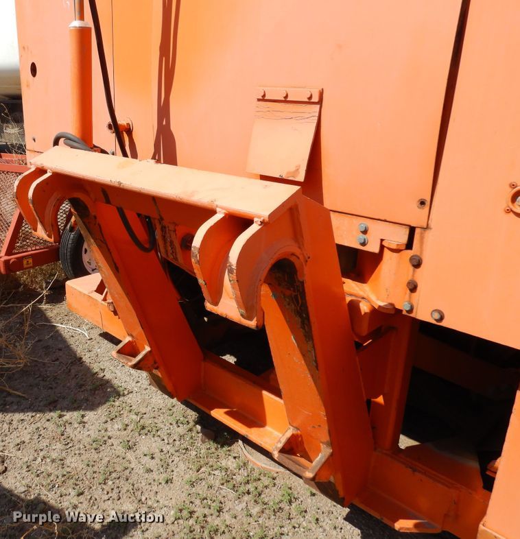 image for item DR1189 1995 Kodiak  snow blower