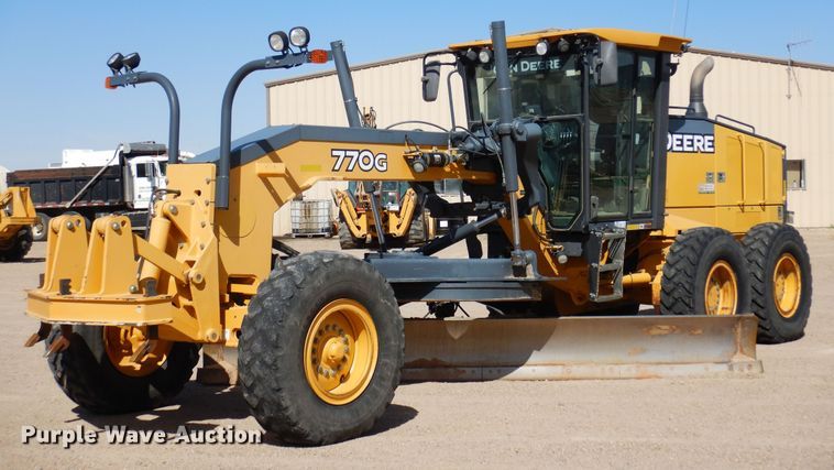 image for item DR1194 2011 John Deere 770G  motor grader