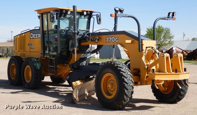 image for item DR1194 2011 John Deere 770G  motor grader