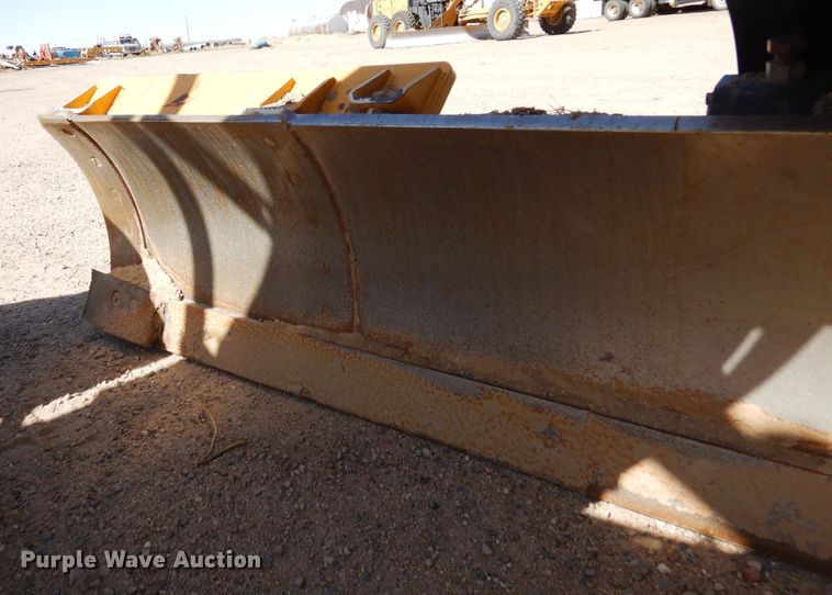 image for item DR1194 2011 John Deere 770G  motor grader