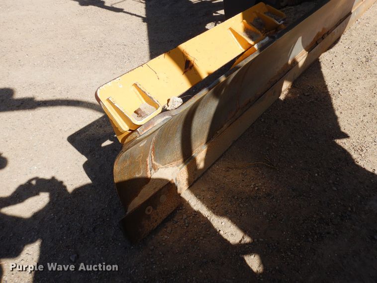 image for item DR1194 2011 John Deere 770G  motor grader