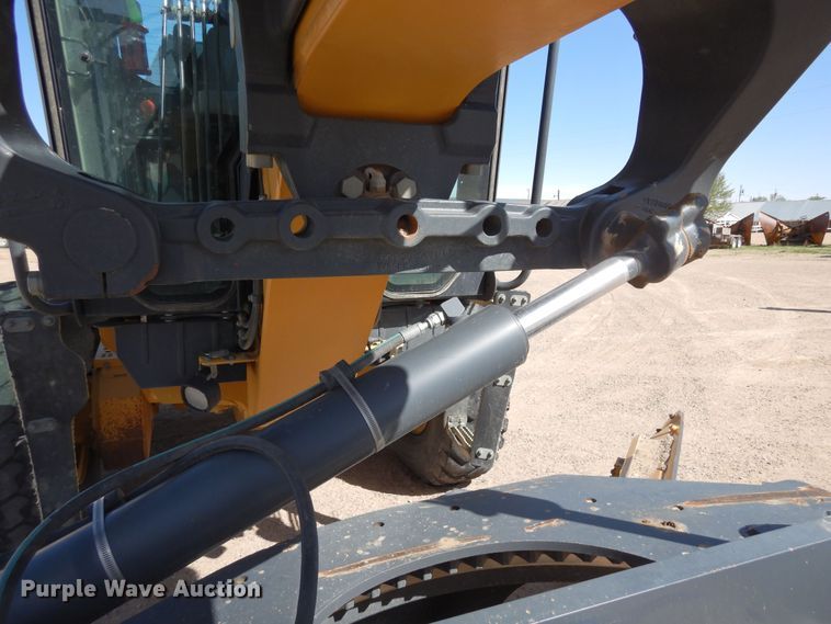 image for item DR1194 2011 John Deere 770G  motor grader