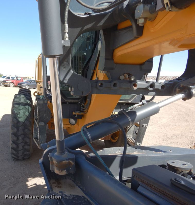 image for item DR1194 2011 John Deere 770G  motor grader