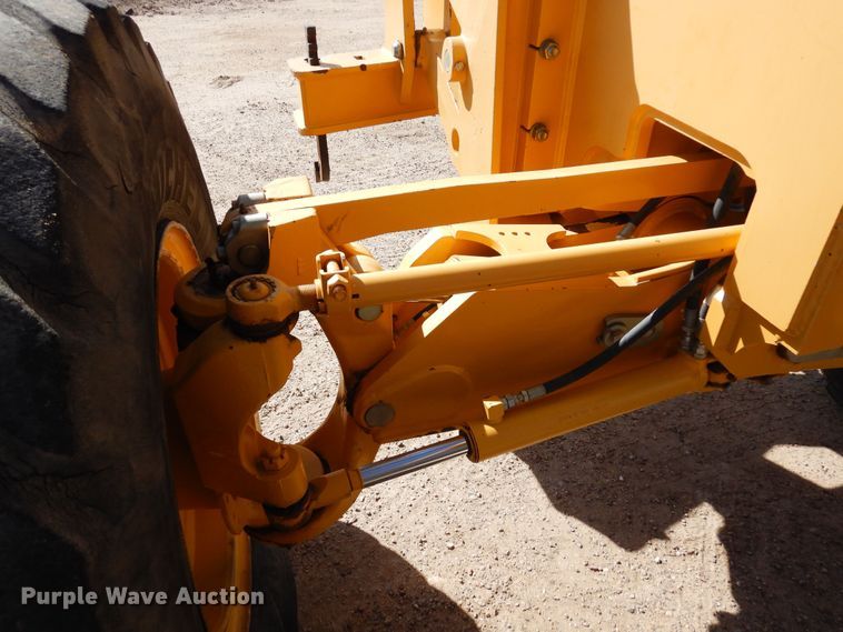 image for item DR1194 2011 John Deere 770G  motor grader