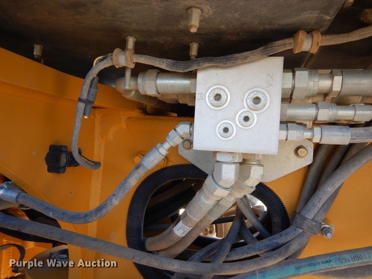 image for item DR1194 2011 John Deere 770G  motor grader