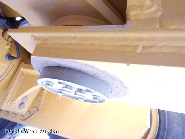 image for item DR1194 2011 John Deere 770G  motor grader