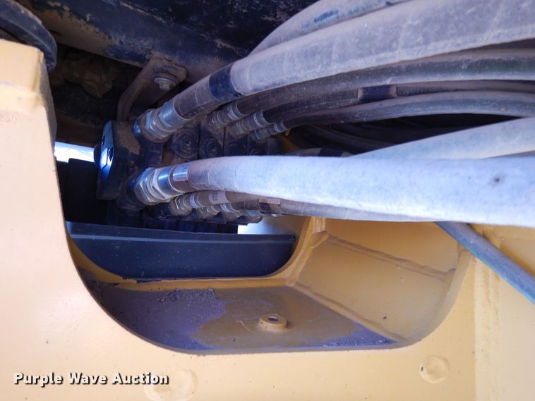 image for item DR1194 2011 John Deere 770G  motor grader