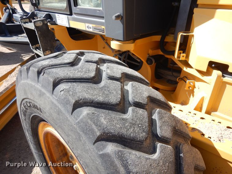 image for item DR1194 2011 John Deere 770G  motor grader