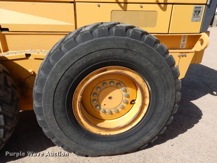 image for item DR1194 2011 John Deere 770G  motor grader