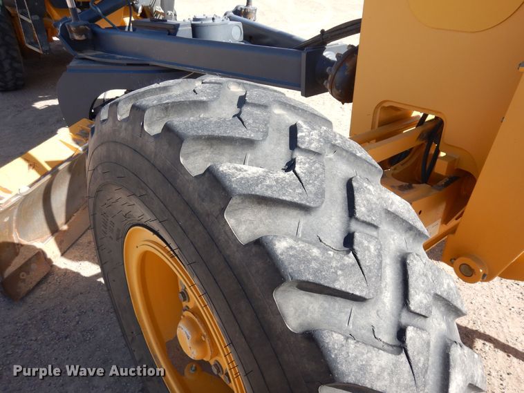 image for item DR1194 2011 John Deere 770G  motor grader