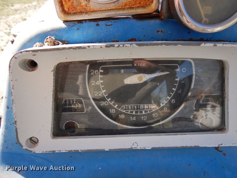 image for item DR1197 1974 Ford 4000  tractor