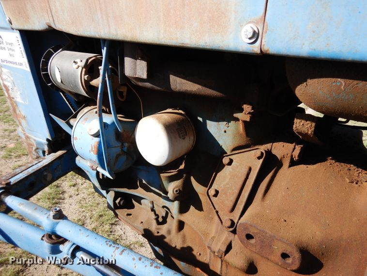 image for item DR1197 1974 Ford 4000  tractor