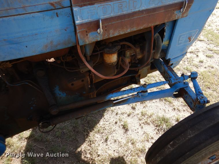 image for item DR1197 1974 Ford 4000  tractor