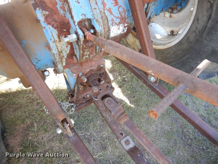 image for item DR1197 1974 Ford 4000  tractor