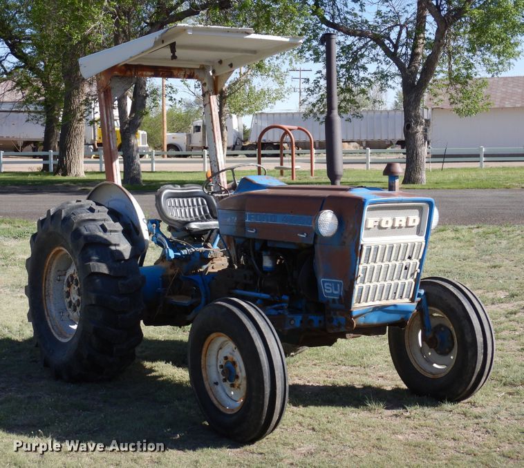 image for item DR1198 1974 Ford 4000  tractor