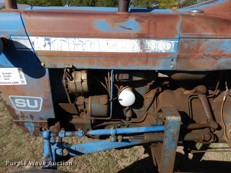 image for item DR1198 1974 Ford 4000  tractor