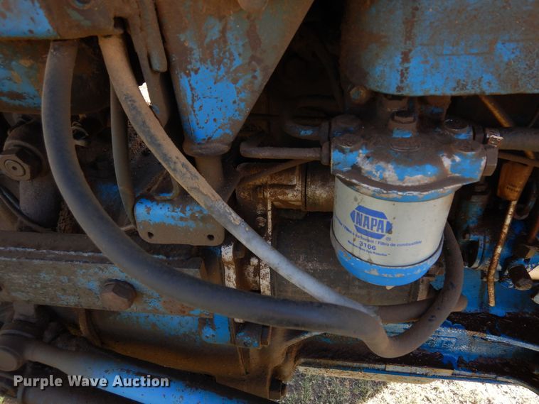 image for item DR1198 1974 Ford 4000  tractor