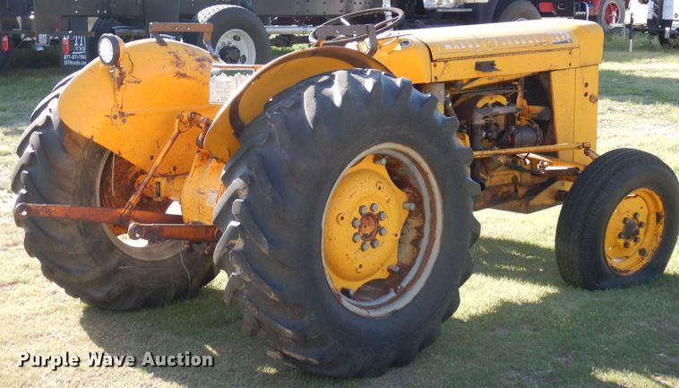 image for item DR1199 1966 Massey Ferguson 202  tractor