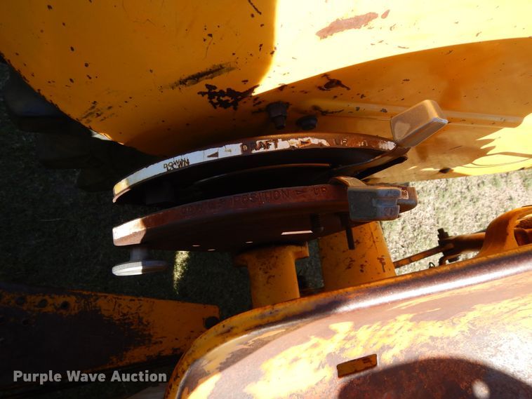 image for item DR1199 1966 Massey Ferguson 202  tractor