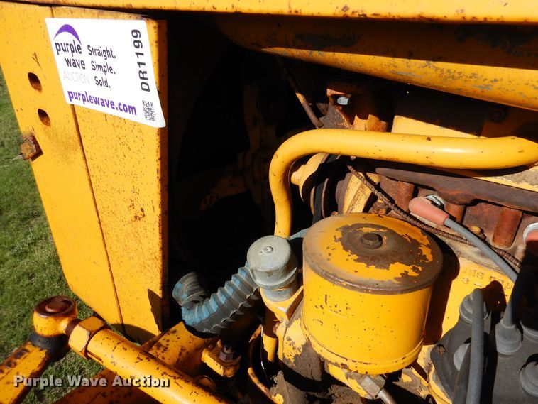 image for item DR1199 1966 Massey Ferguson 202  tractor