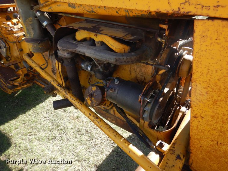 image for item DR1199 1966 Massey Ferguson 202  tractor