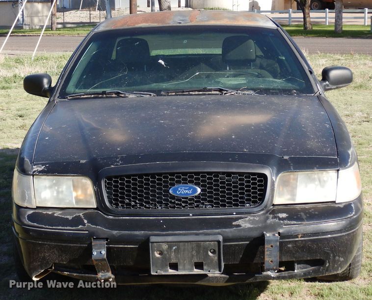 image for item DR1200 2006 Ford Crown Victoria Police Interceptor