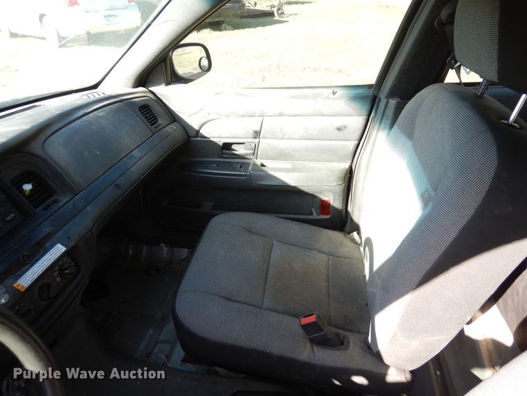 image for item DR1200 2006 Ford Crown Victoria Police Interceptor