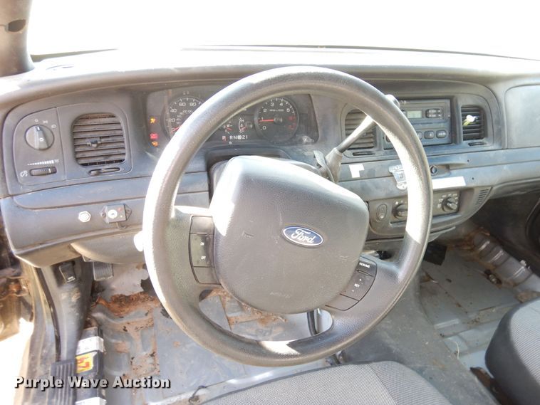 image for item DR1200 2006 Ford Crown Victoria Police Interceptor
