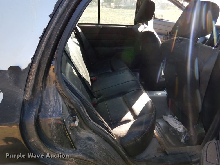 image for item DR1200 2006 Ford Crown Victoria Police Interceptor