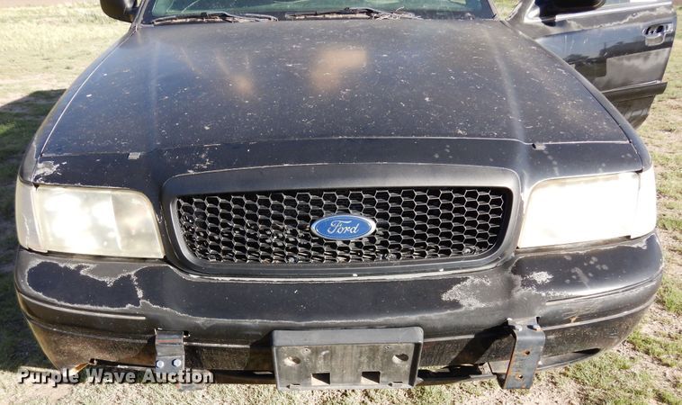 image for item DR1200 2006 Ford Crown Victoria Police Interceptor