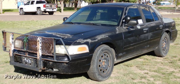 image for item DR1201 2006 Ford Crown Victoria Police Interceptor