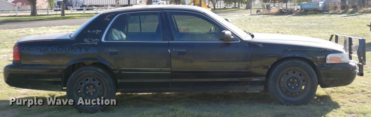 image for item DR1201 2006 Ford Crown Victoria Police Interceptor