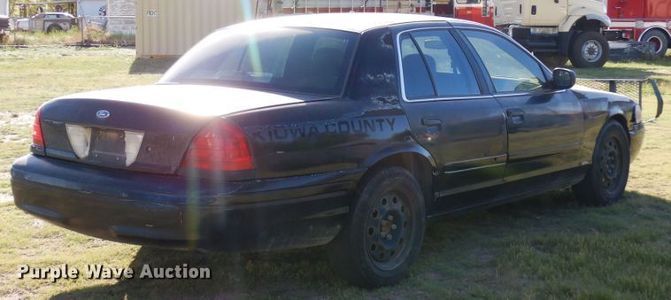 image for item DR1201 2006 Ford Crown Victoria Police Interceptor