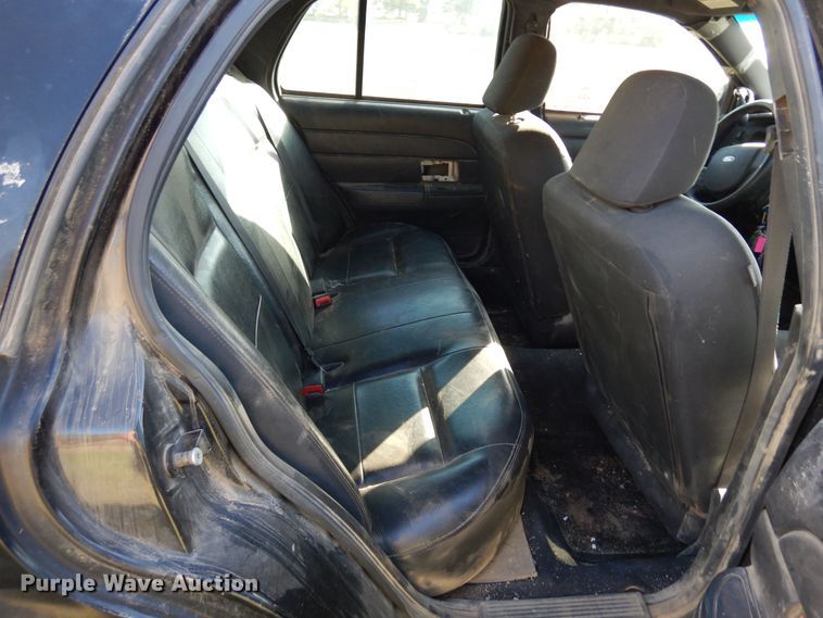 image for item DR1201 2006 Ford Crown Victoria Police Interceptor