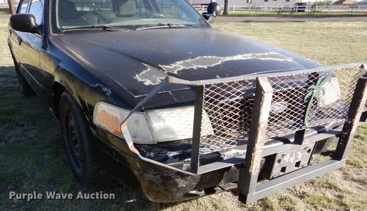 image for item DR1201 2006 Ford Crown Victoria Police Interceptor