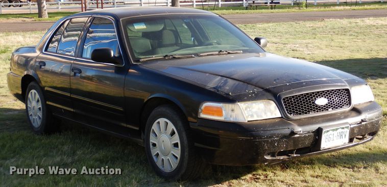 image for item DR1203 2007 Ford Crown Victoria Police Interceptor
