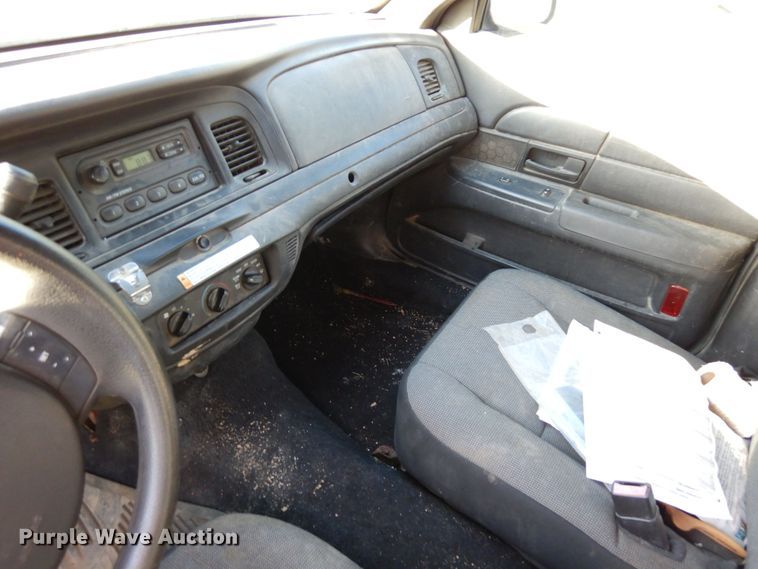 image for item DR1203 2007 Ford Crown Victoria Police Interceptor